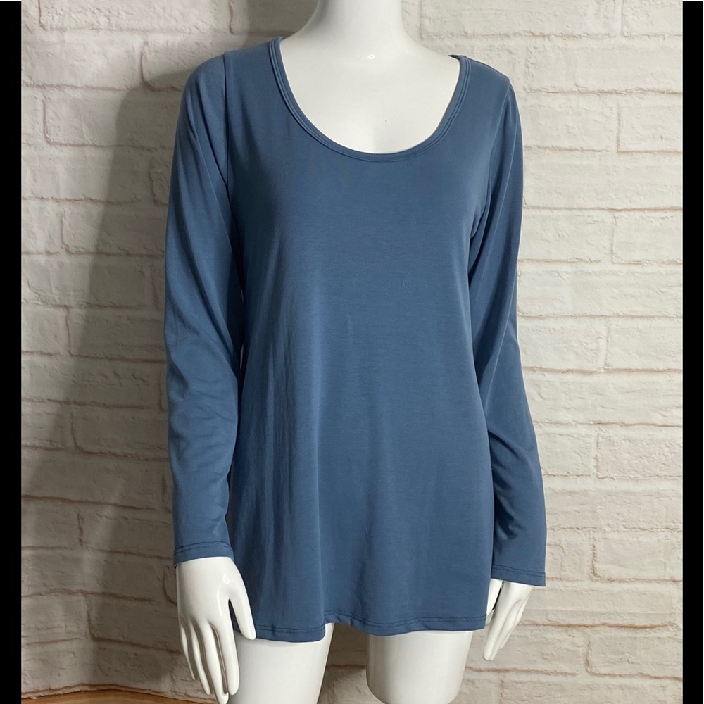 Lularoe woman long sleeve top size S